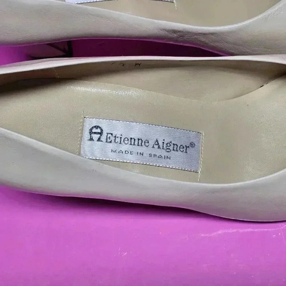 Etienne Aigner Cream Heels - Picture 3 of 11